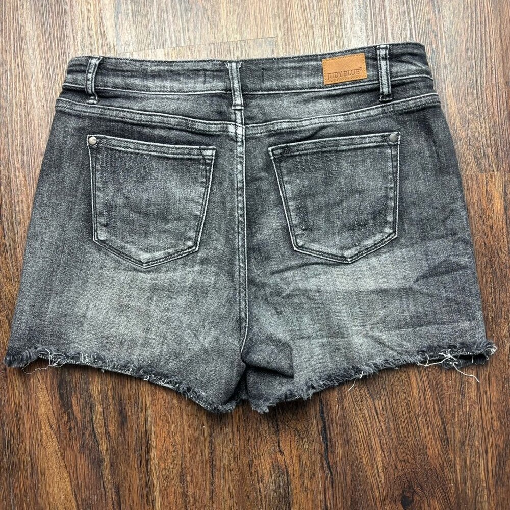 Judy Blue Cutoff Shorts Distressed Faded Black  Raw Hem JB150035 Women’s Size L - Picture 2 of 9